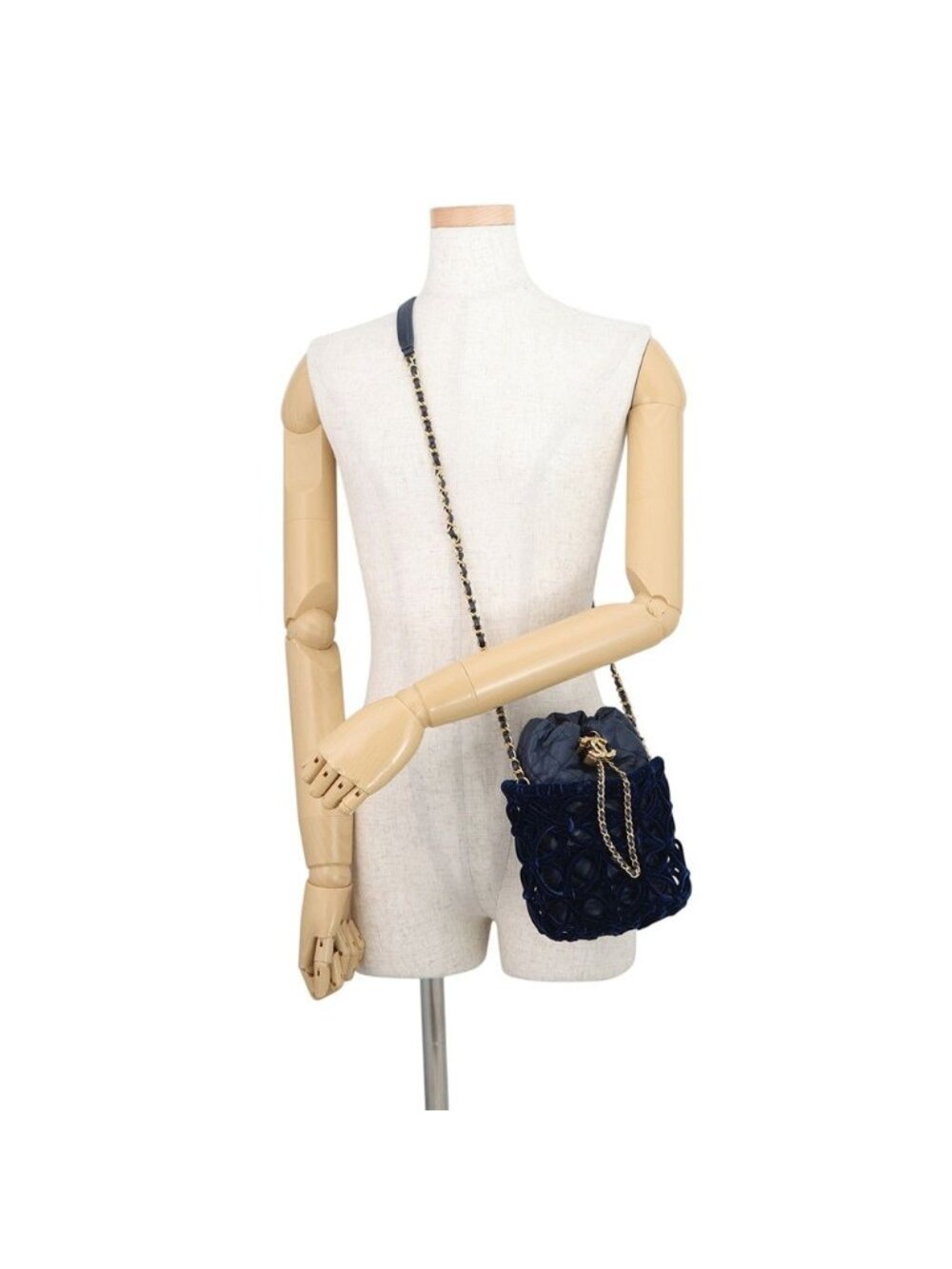 ★SOLD★ Chanel Chain Shoulder Bag CC Logo Quilted Drawstring Leather Velvet - Picture 4 of 10